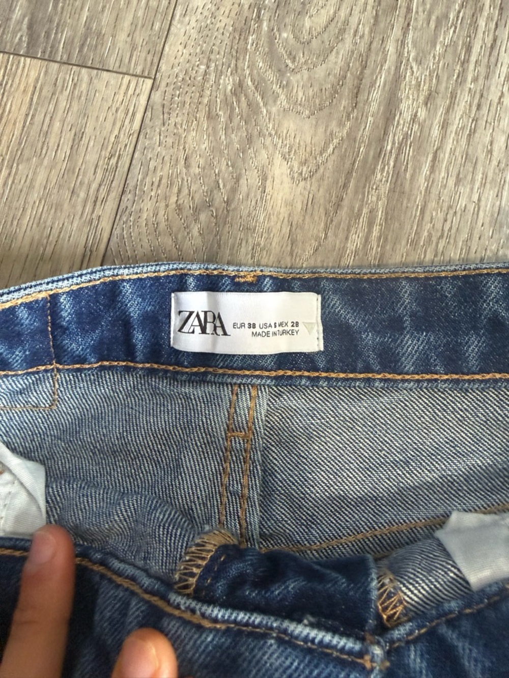 Zara Distressed Wide-Leg Blue Denim Jeans - Picture 2 of 3